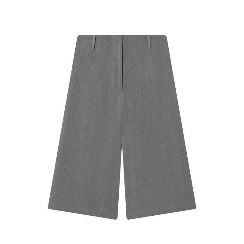 Women's Minimalist Solid Color Long Casual Shorts