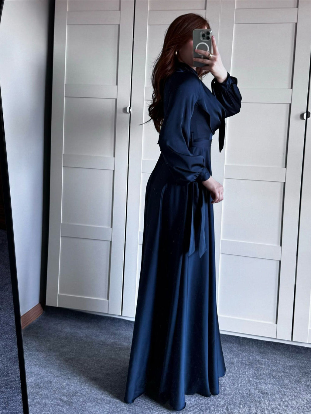 Women's Satin Plunge Neck Long Sleeve Maxi Dress - Elegant Evening Gown