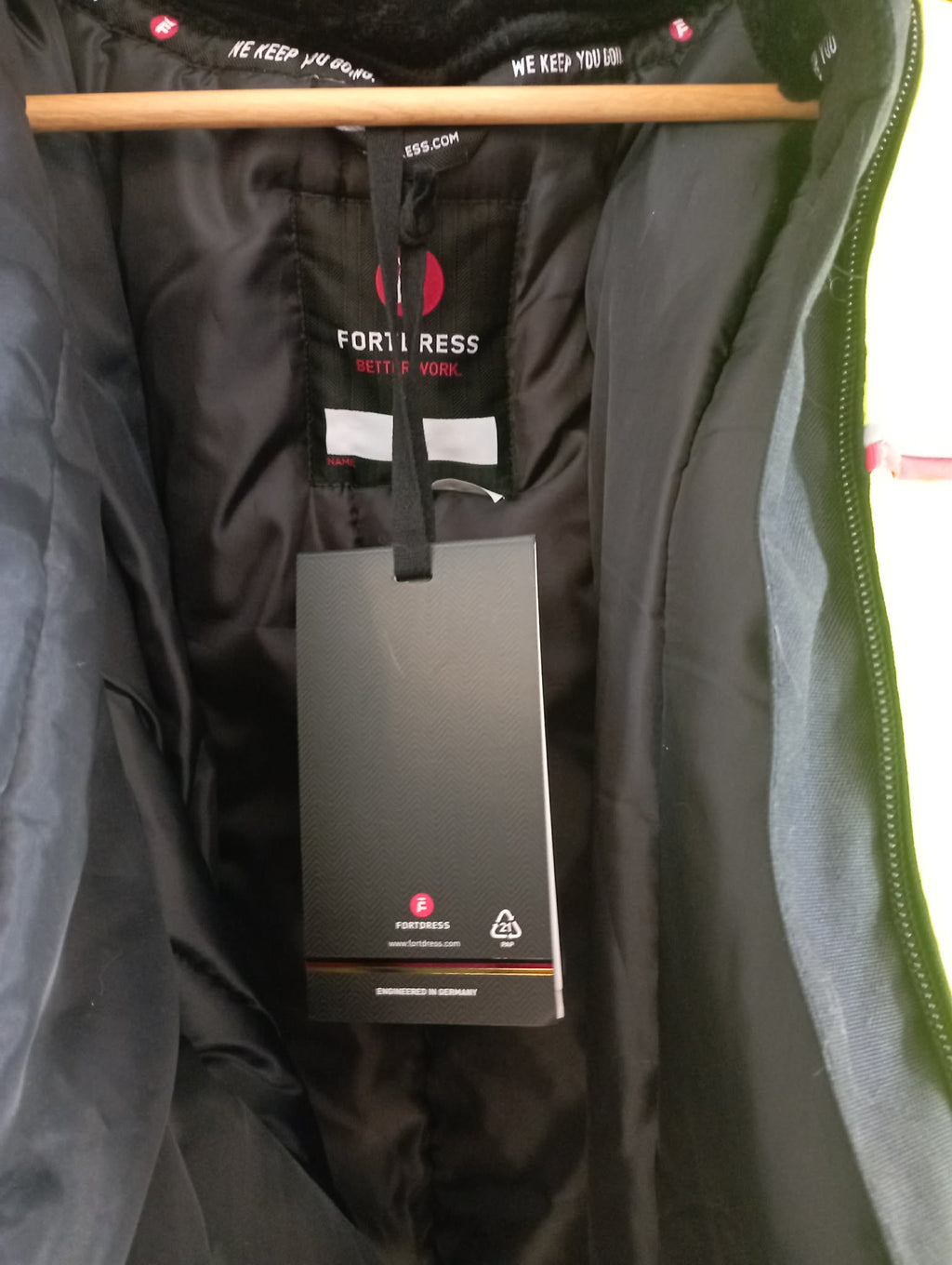 NEW with tag FORTDRESS HIGH PADDING OUTDOOR/FREEZER HIGH POLAR VISE XL JACKET (Original price £100+) NOW ONLY £49.99 - HUGE SAVINGS