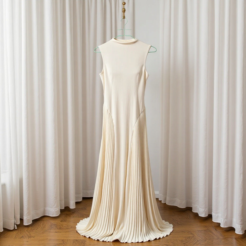 Elegant Long Gown Pleated Waist-Cinching Dress