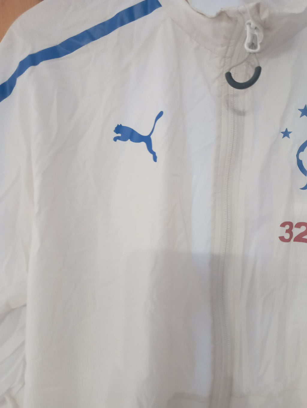 RANGERS FC PUMA 32RED WHITE ZIP SHELLSUIT TOP 2014/15 (M UK)