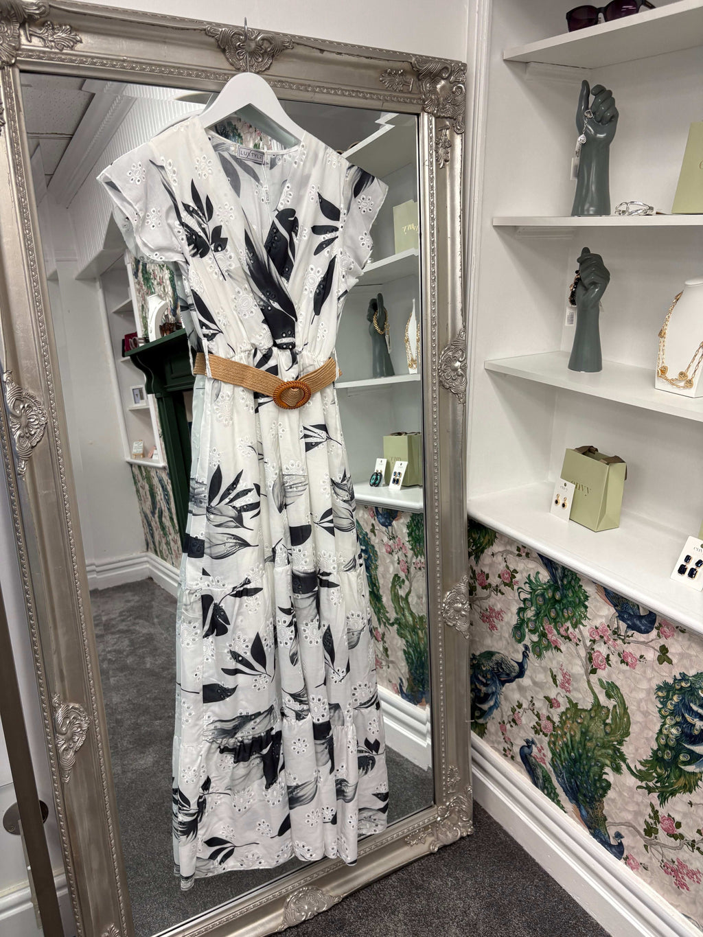 Luxtyle White Flower Dress | Floral Print | One Size 8–14