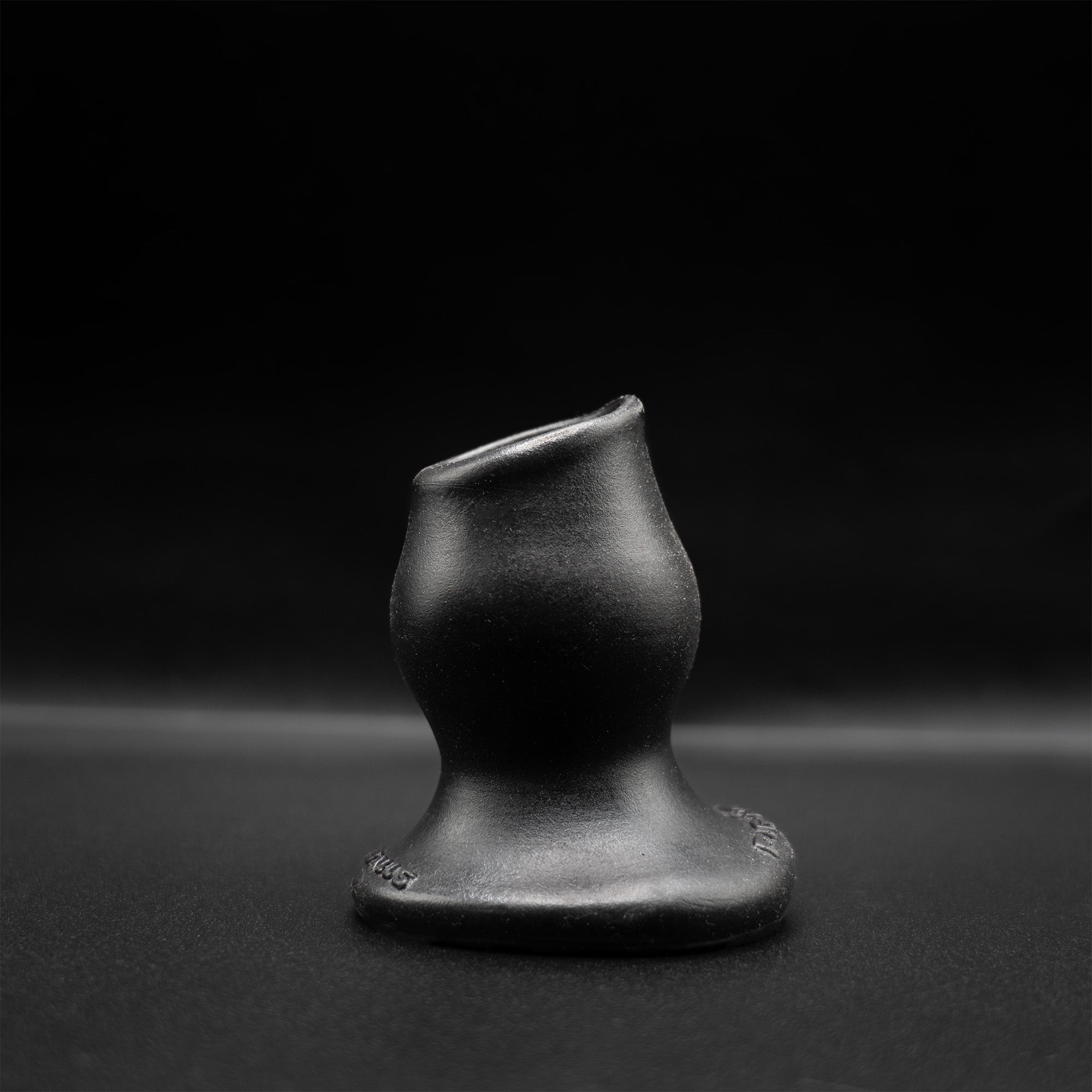 OXBALLS PIGHOLE FUCKPLUG BLK