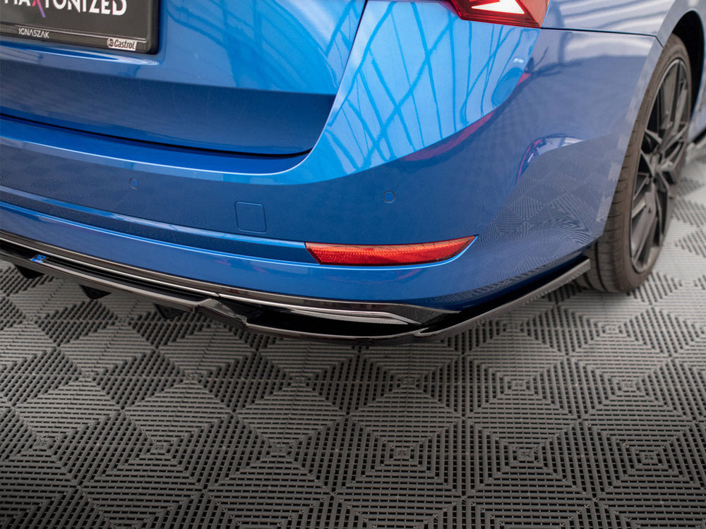 Maxton Design - CENTRAL REAR SPLITTER (VERTICAL BARS) SKODA OCTAVIA SPORTLINE MK4