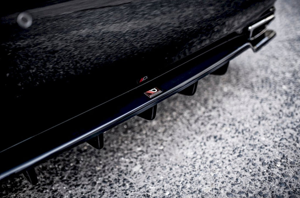 Maxton Design - CENTRAL REAR SPLITTER (W/ VERTICAL BARS) LEXUS LS MK4 FACELIFT (2012-2017)