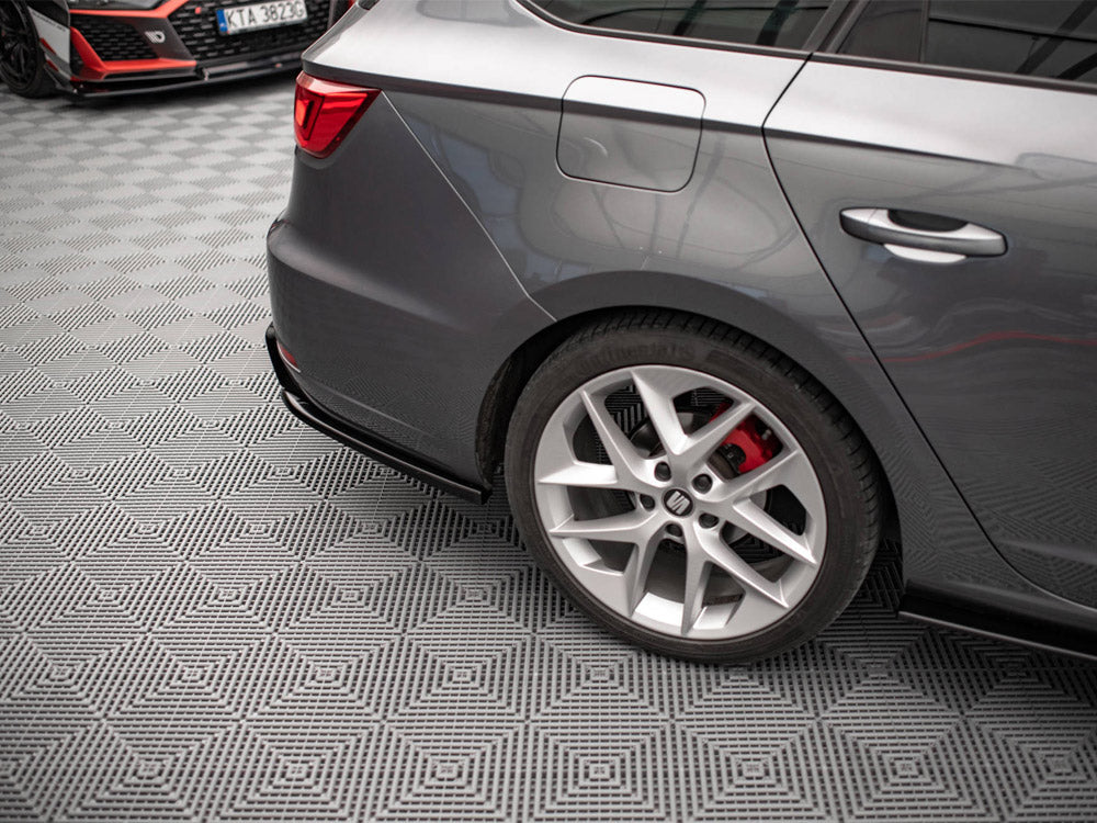 Maxton Design - REAR SIDE SPLITTERS V.2 SEAT LEON FR SPORTSTOURER MK3 (2012-2016)