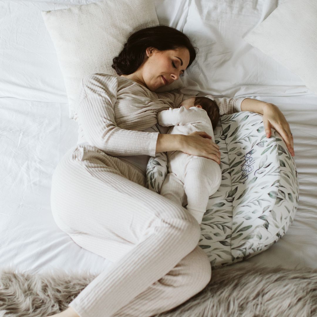 Lie-Down Feeding Pillow