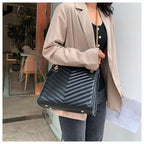 New Style Ladies Bucket Handbag with Chain