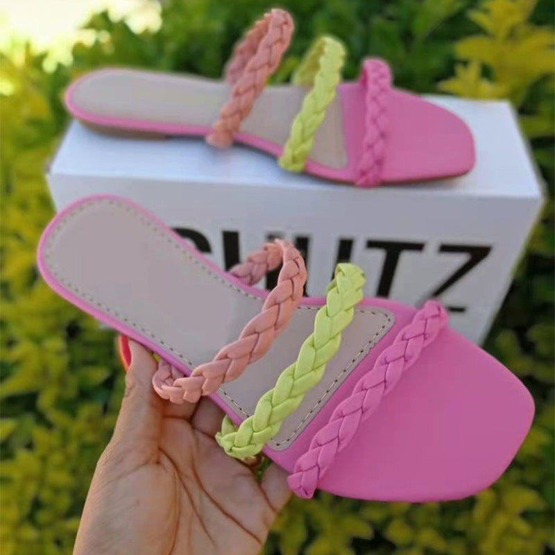 Flat Woven Hollow Slippers Women's Plus Size Color Matching Beach Sandals