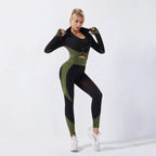 3-Piece Seamless Yoga Set for Women - Elastic Gym Outfit for Fitness and Yoga