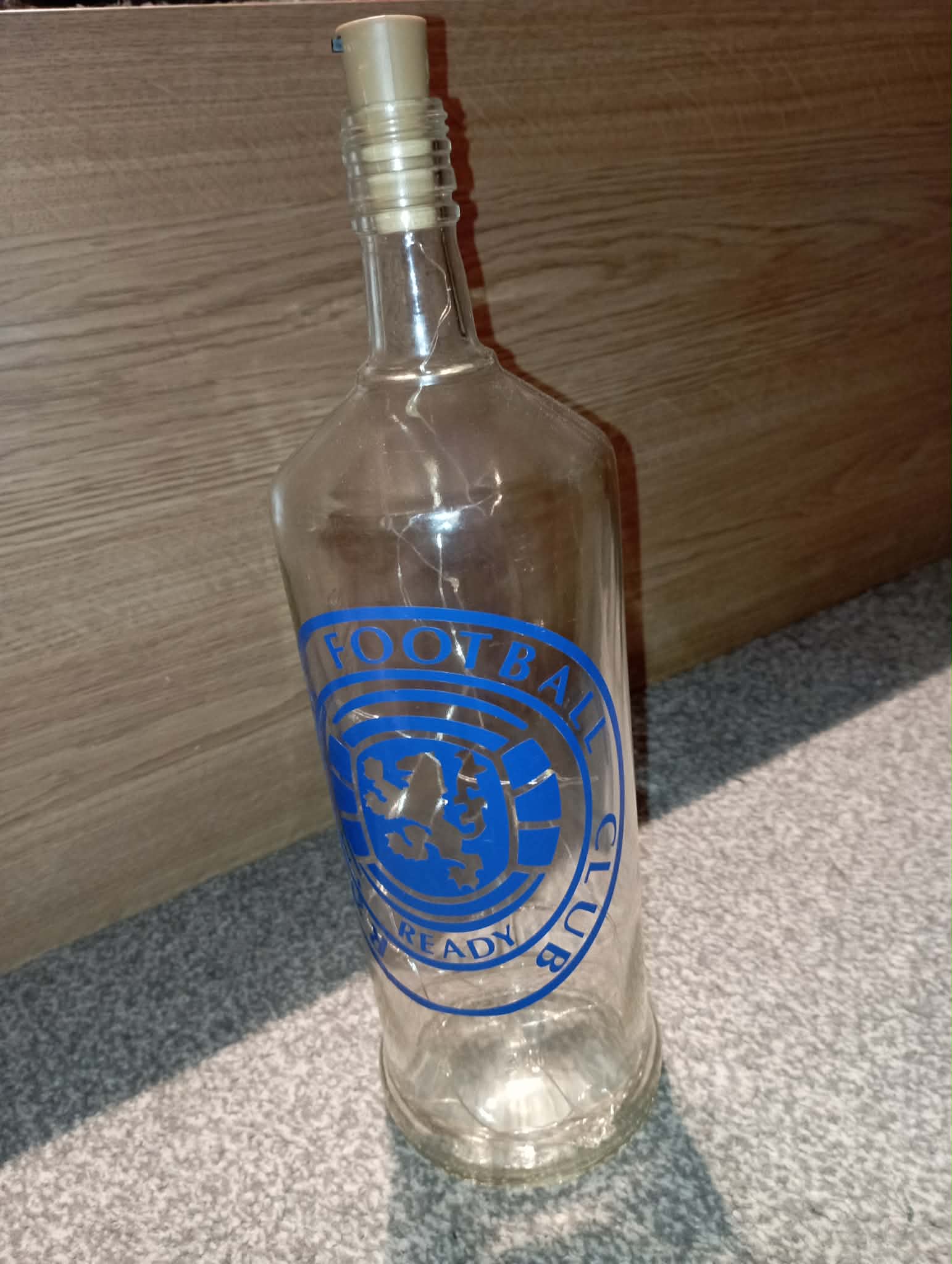 RANGERS FC GLASS BOTTLE DISPLAY LIGHT