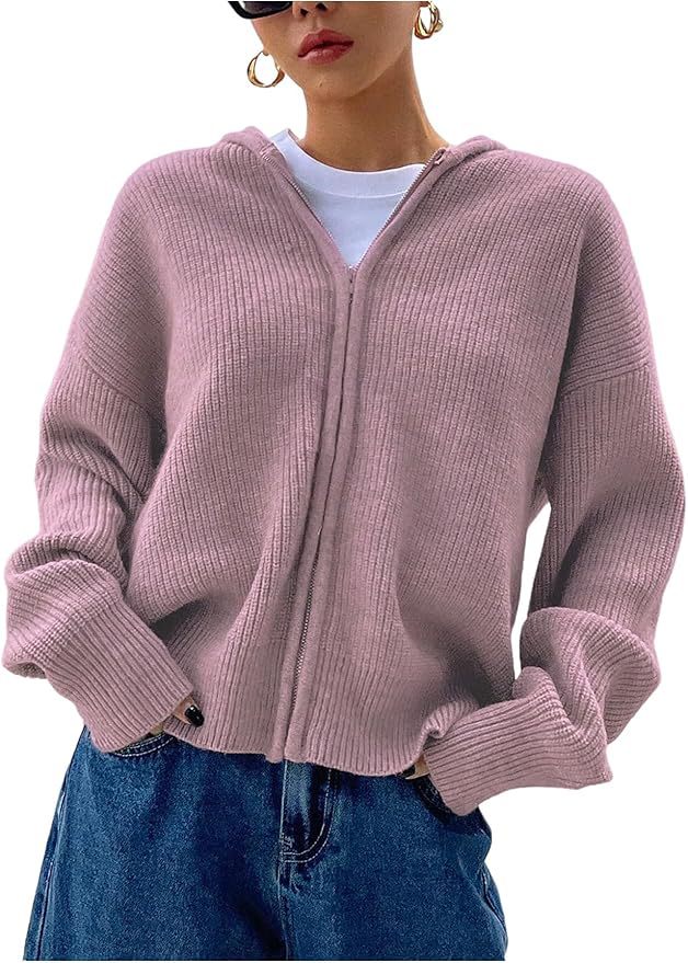 Loose Fitting Casual Cardigan Sweater With A Chunky Knit And Zipper
