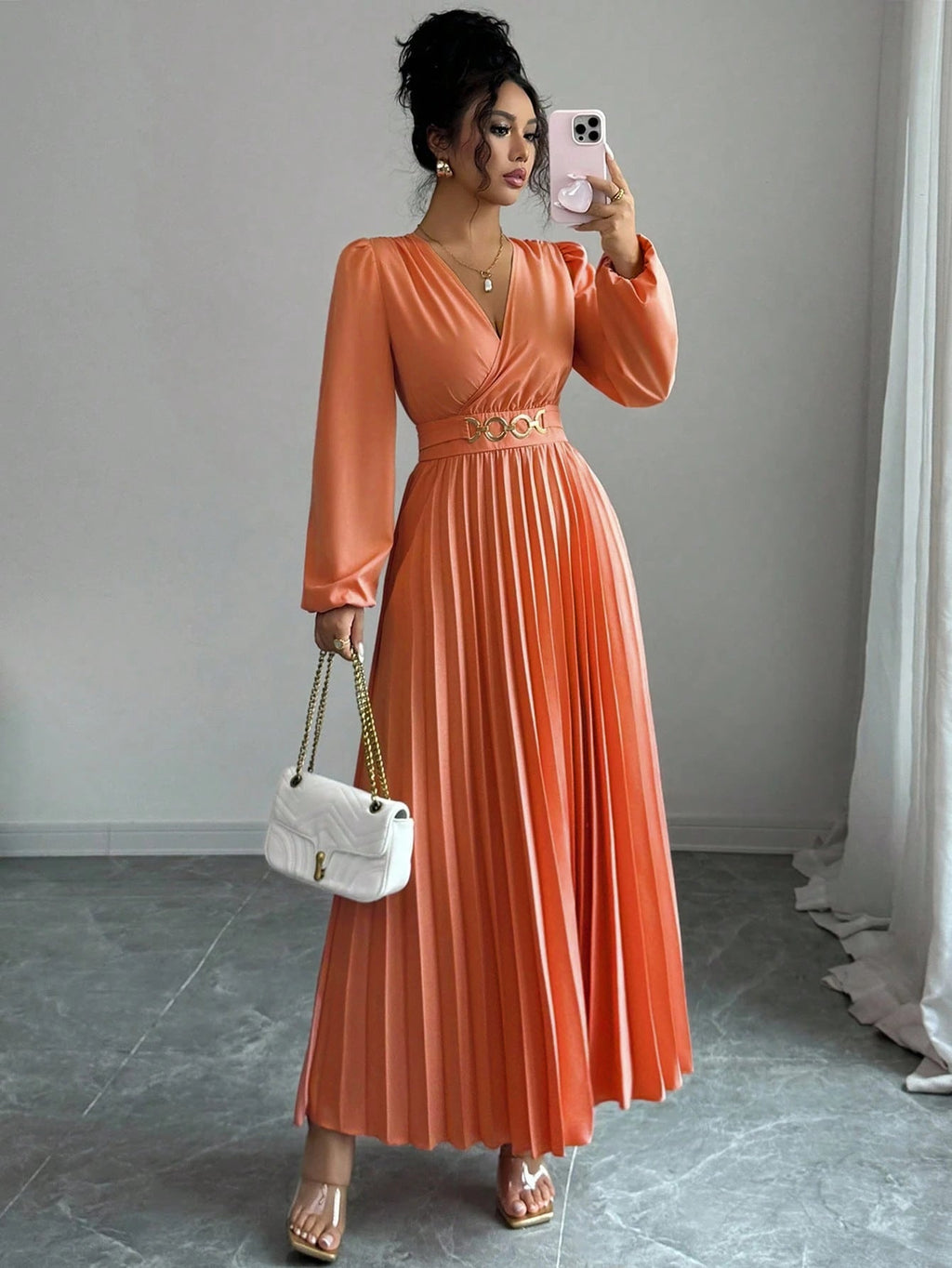 Women's Solid-color Casual Chic V-neck Dress
