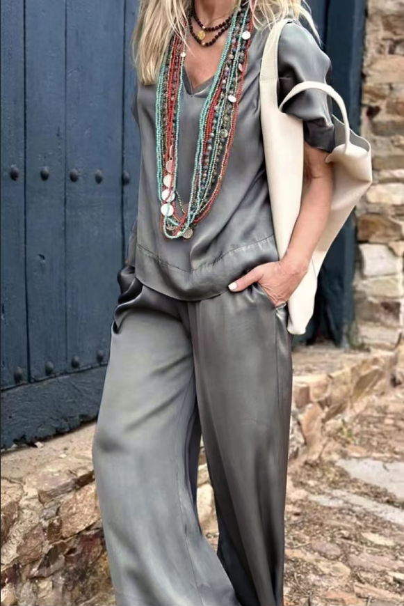 V-neck Top Pocket Pants Fashion Set