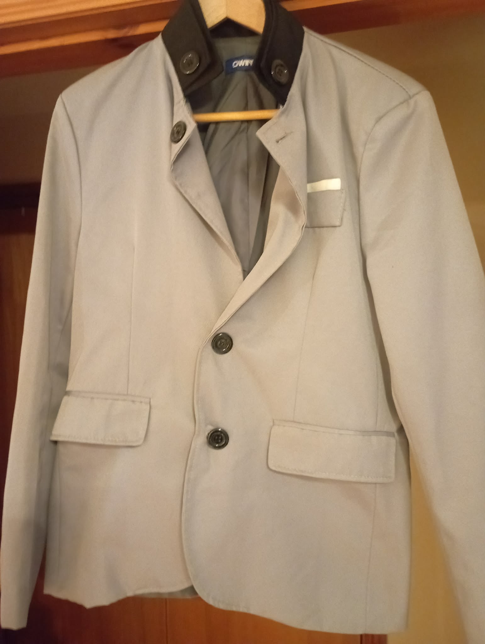 MENS GWIND GREY JACKET (large)