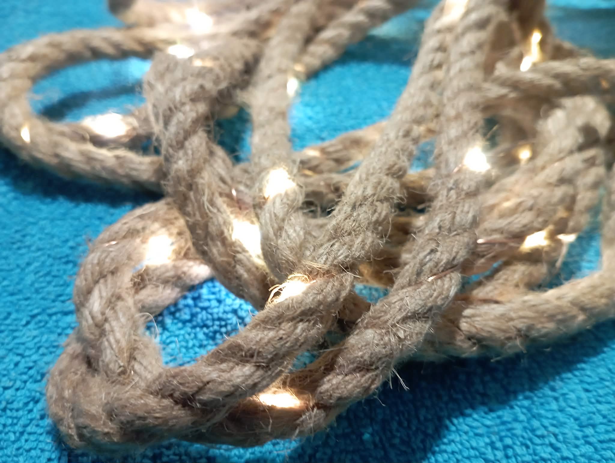 GRESONIC HEMP ROPE WITH LIGHTS WITH TIMER for camping, Christmas and more