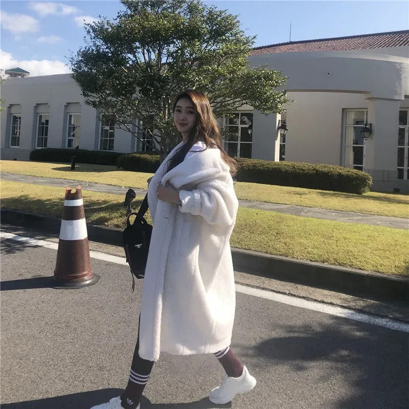 Women's Lamb Fur Coat Warm Autumn Winter Outerwear Jacket