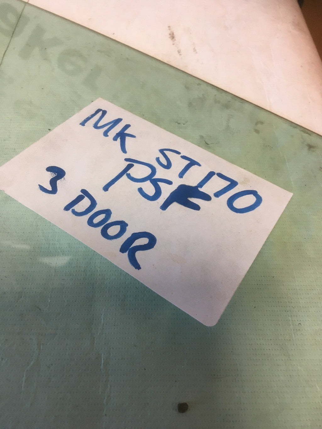 3 Door Window Glass Left Side From ST170 Ford Focus MK1
