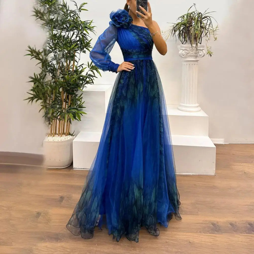 2024 Womens Evening Dress One Shoulder Pleated Pleated Mesh Single Long Sleeve