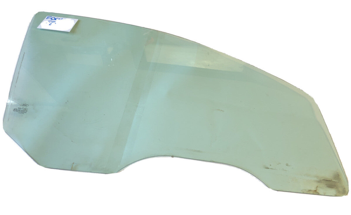 Ford Focus Mk1  Right Side Front Door Window Glass 5 Door