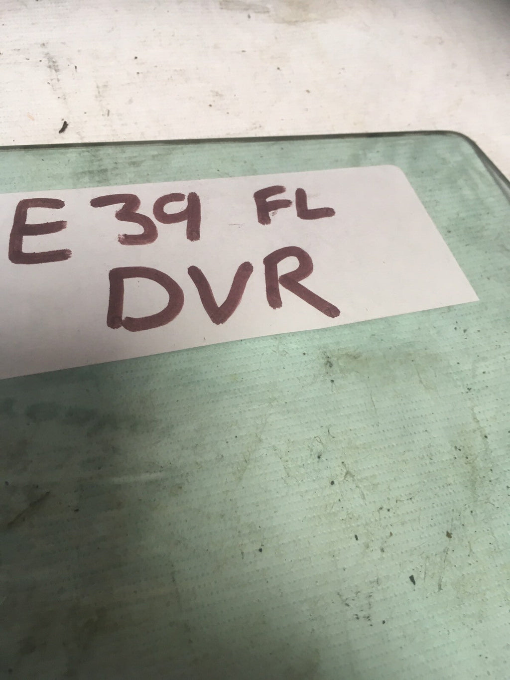 Window Glass Rear Right Door For a BMW E39 525i Facelift 2001