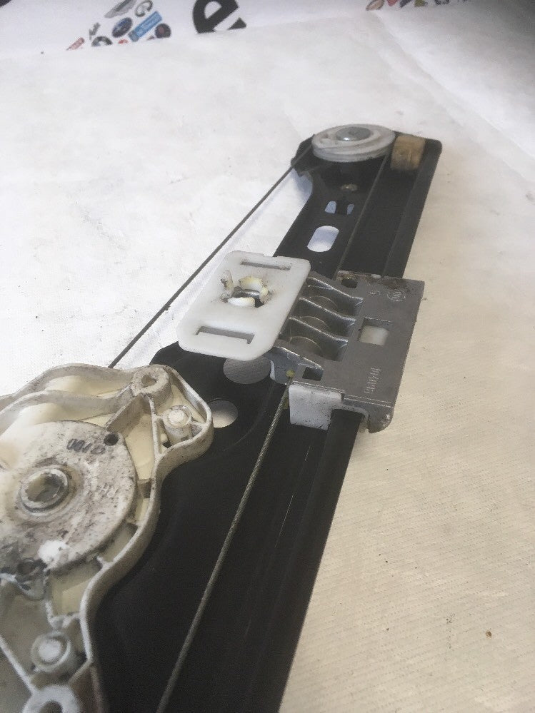 Window Regulator Rear Right Side From a Mercedes C Class W203 00-05