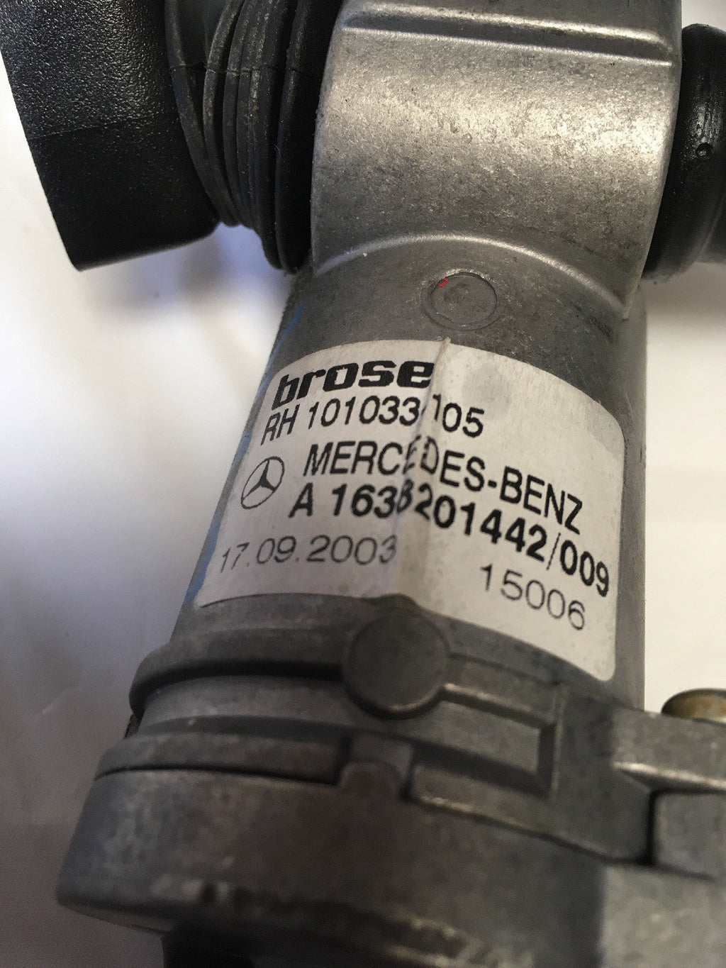 Opening Rear Quarter Right Window Motor 1638201442 From MERCEDES W163