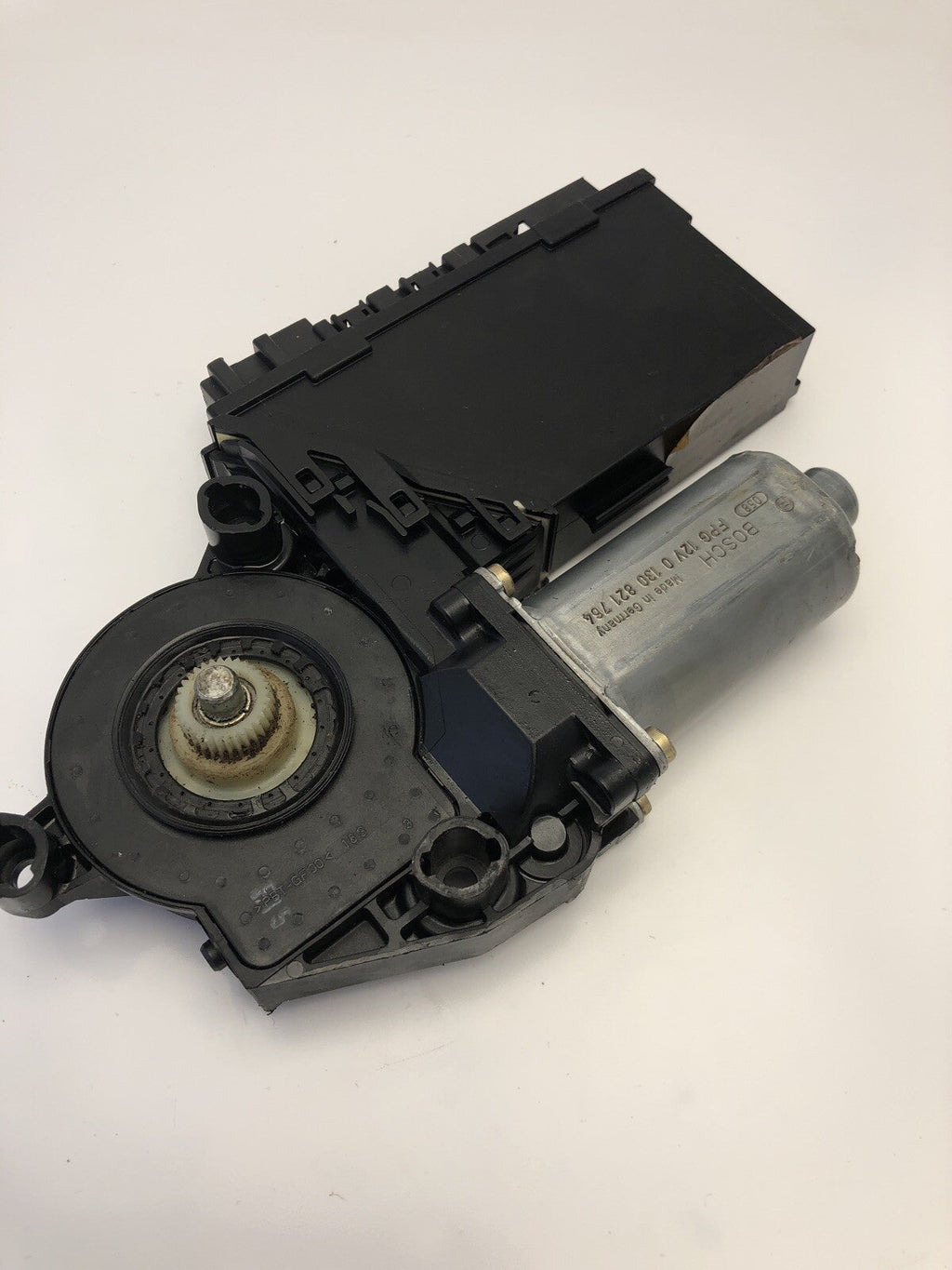 Front Left Electric Window Motor 7L0959792A from a Porsche 955 Cayenne 01-06