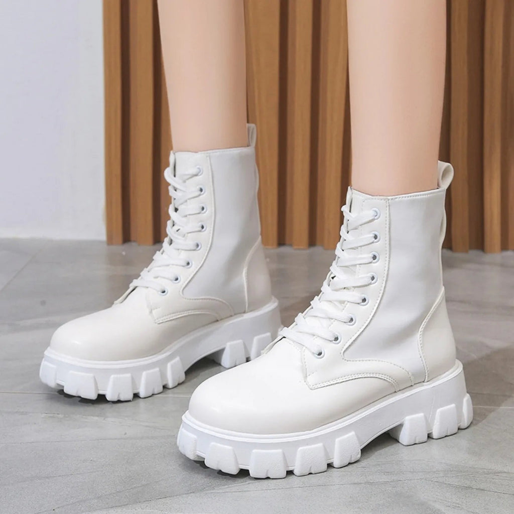 Women Motorcycle Leather Classic Punk Boots