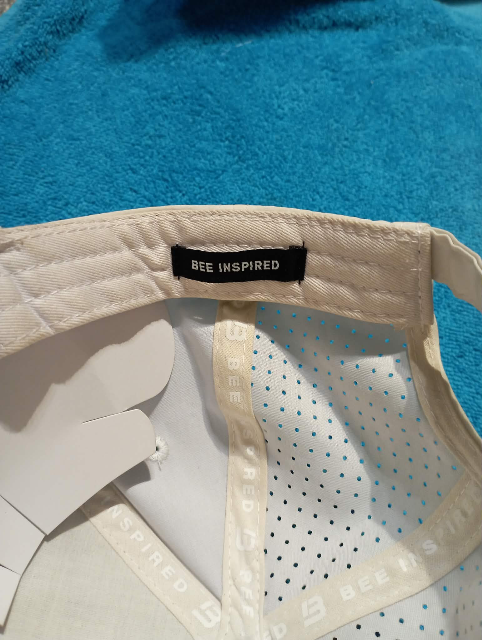 MENS BEE INSPIRED WHITE CAP
