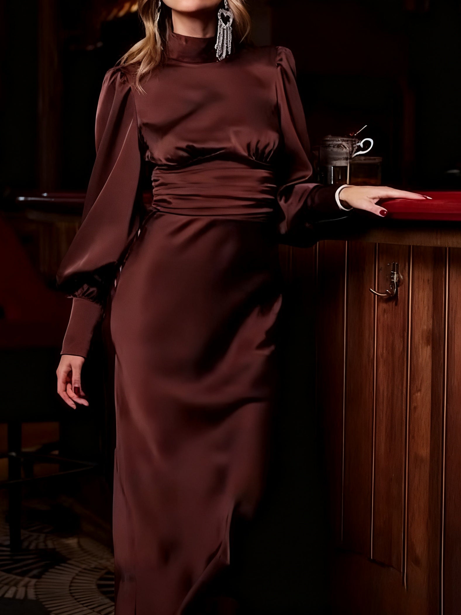 Brown Backless Long-sleeved Dress