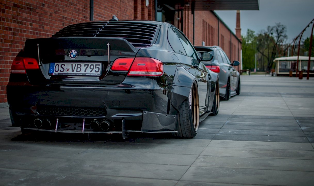 Maxton Design - BMW M3 E92 WIDE BODY + SET OF CARBON SPLITTERS