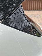 Ford Focus MK4 & MK4.5 (All Models) Rear Window Side Cover (Hex Design) - Hatchback Only