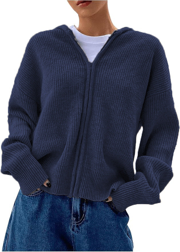 Loose Fitting Casual Cardigan Sweater With A Chunky Knit And Zipper