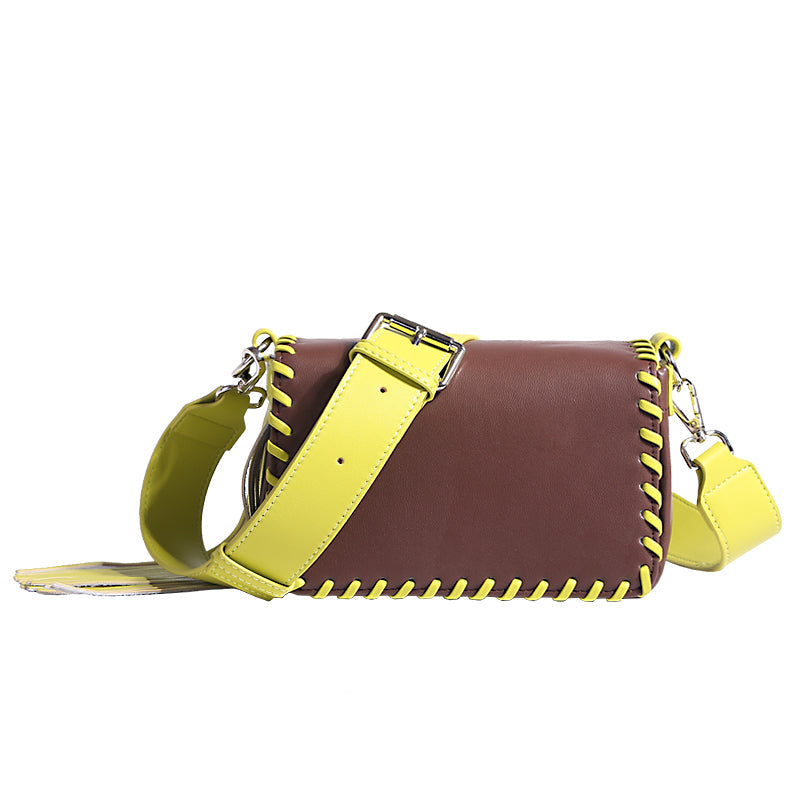 Women's Woven Tassel Shoulder Bag - Handcrafted Contrast Crossbody Purse