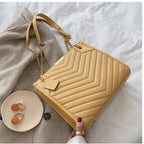 New Style Ladies Bucket Handbag with Chain