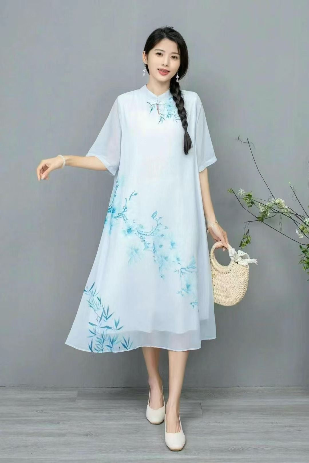 Women's Fashionable Chinese-style Retro Dress With Frog Buttons And Stand Collar
