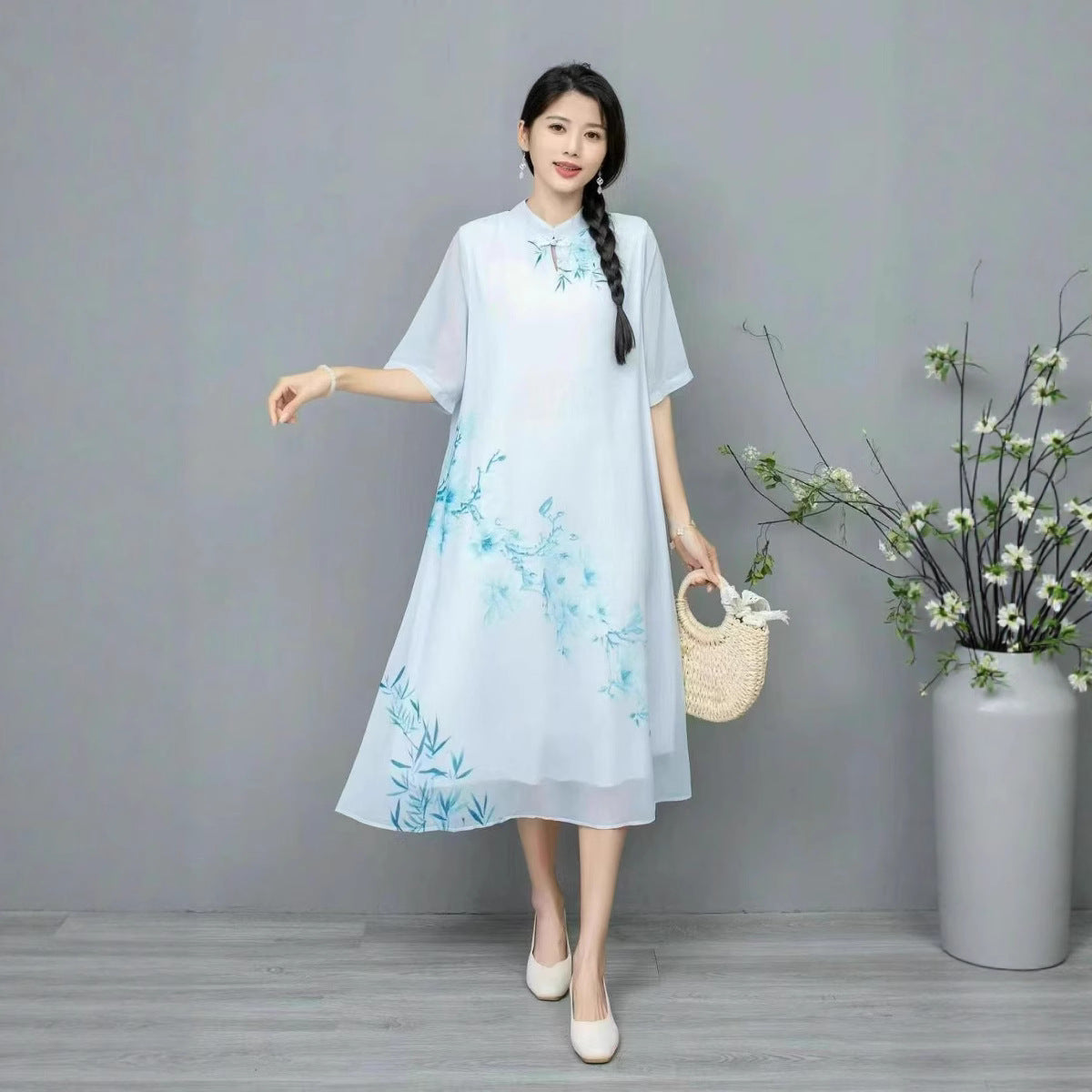 Women's Fashionable Chinese-style Retro Dress With Frog Buttons And Stand Collar