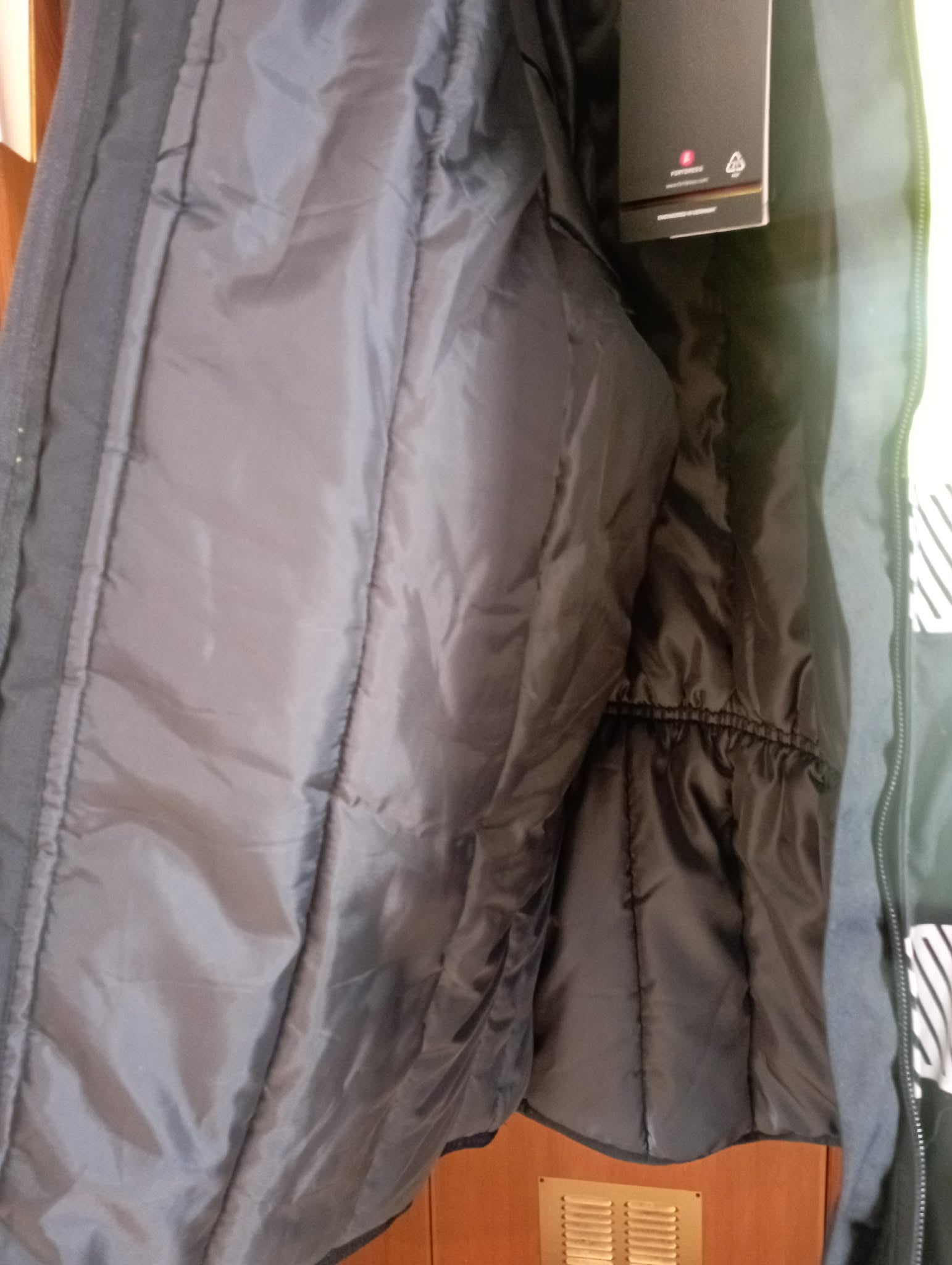NEW with tag FORTDRESS HIGH PADDING OUTDOOR/FREEZER HIGH POLAR VISE XL JACKET (Original price £100+) NOW ONLY £49.99 - HUGE SAVINGS