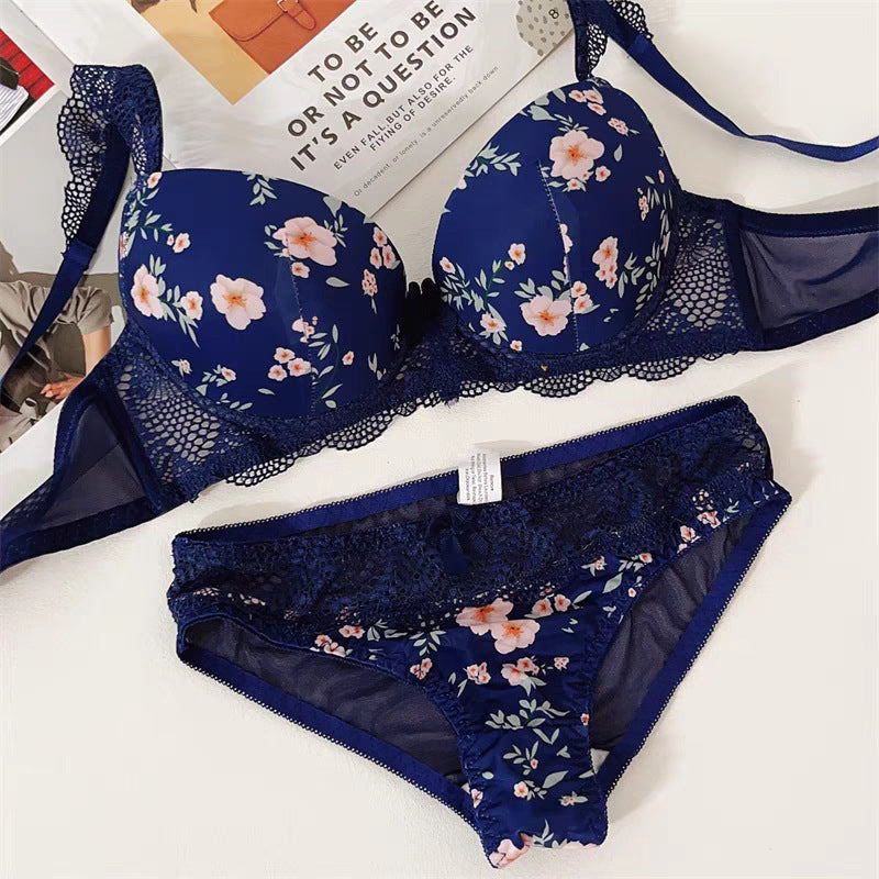 Plus Size Traceless Printed Underwear Women's Big Chest And Small Breast Holding