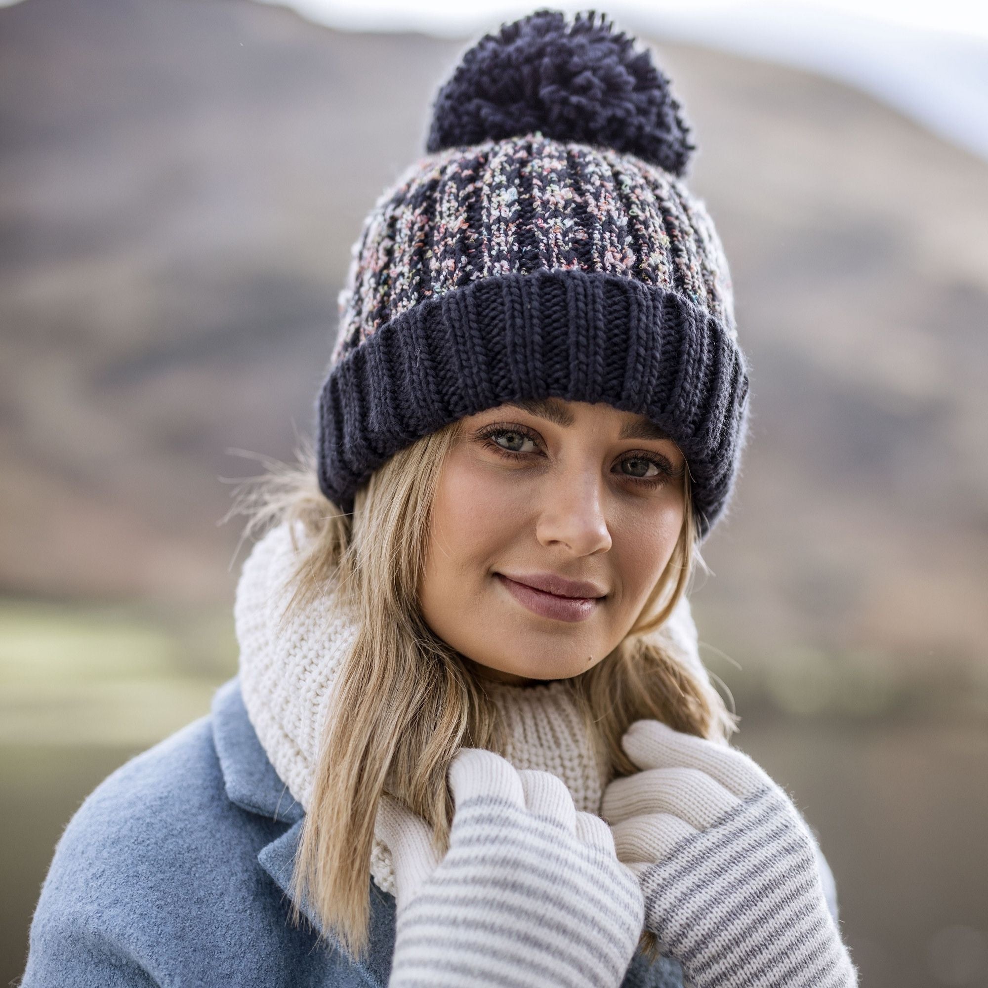 Ladies Thermal Winter Bobble Hat with Large Pom Pom