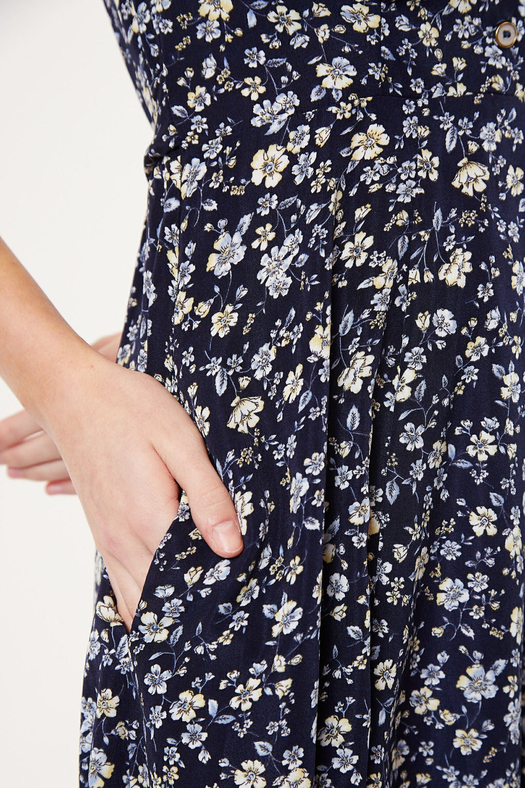 Cathleen Country Rose Print Tea Midi Tea Dress