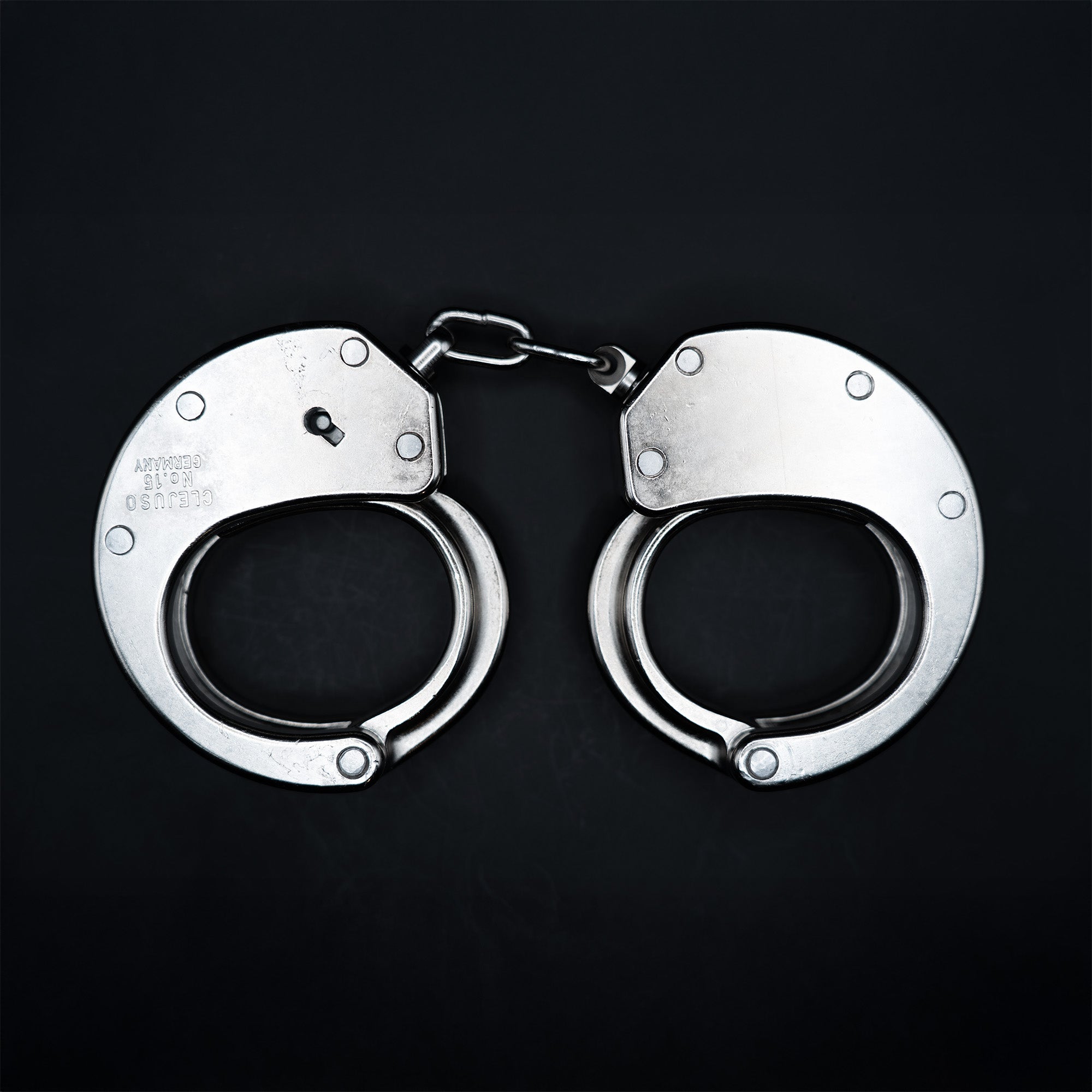 CLEJUSO HEAVY HANDCUFFS NO15