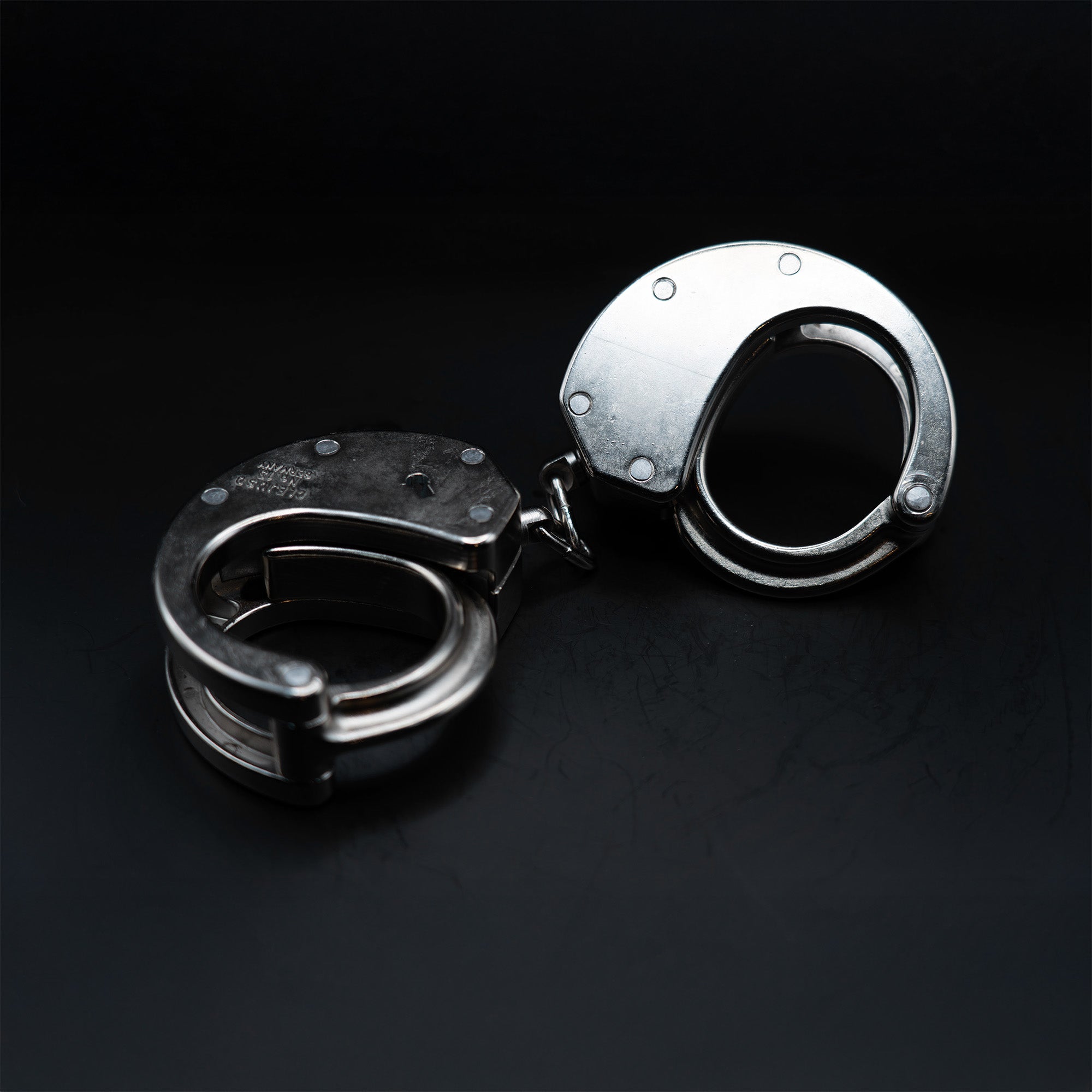 CLEJUSO HEAVY HANDCUFFS NO15