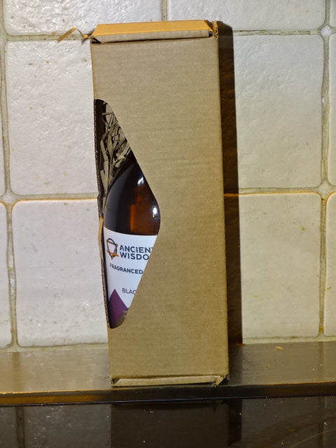 Fragranced Hand and Body Wash  Blackberry and Almond  300ml