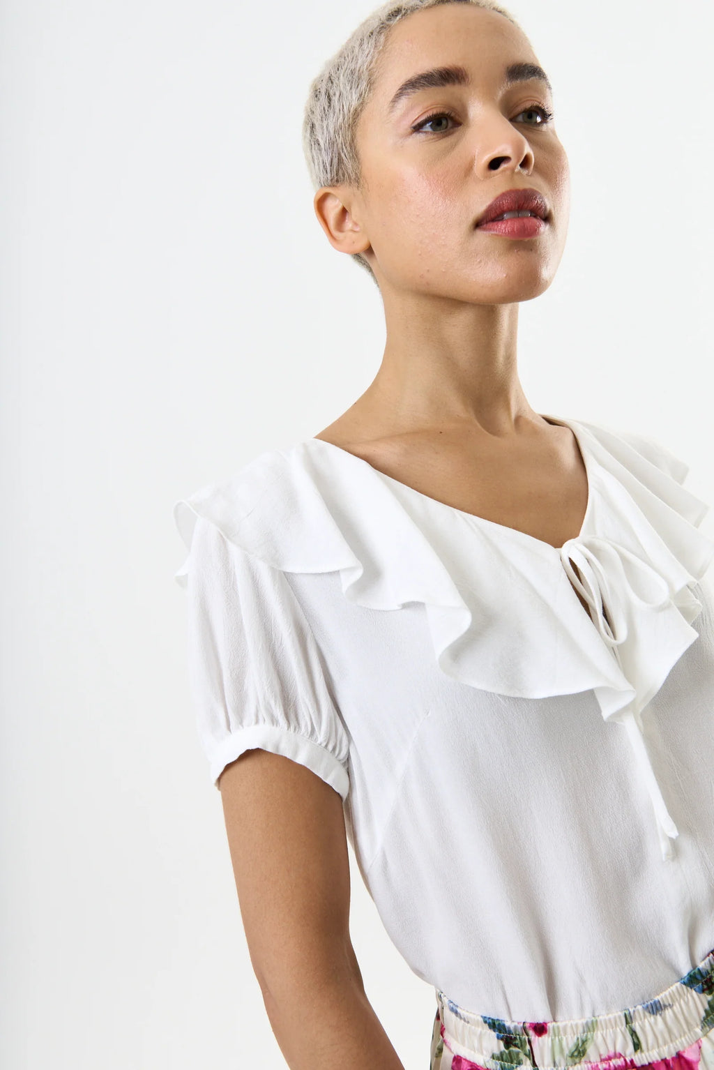Eloise Moss Crepe Frill Collar Blouse - Off White