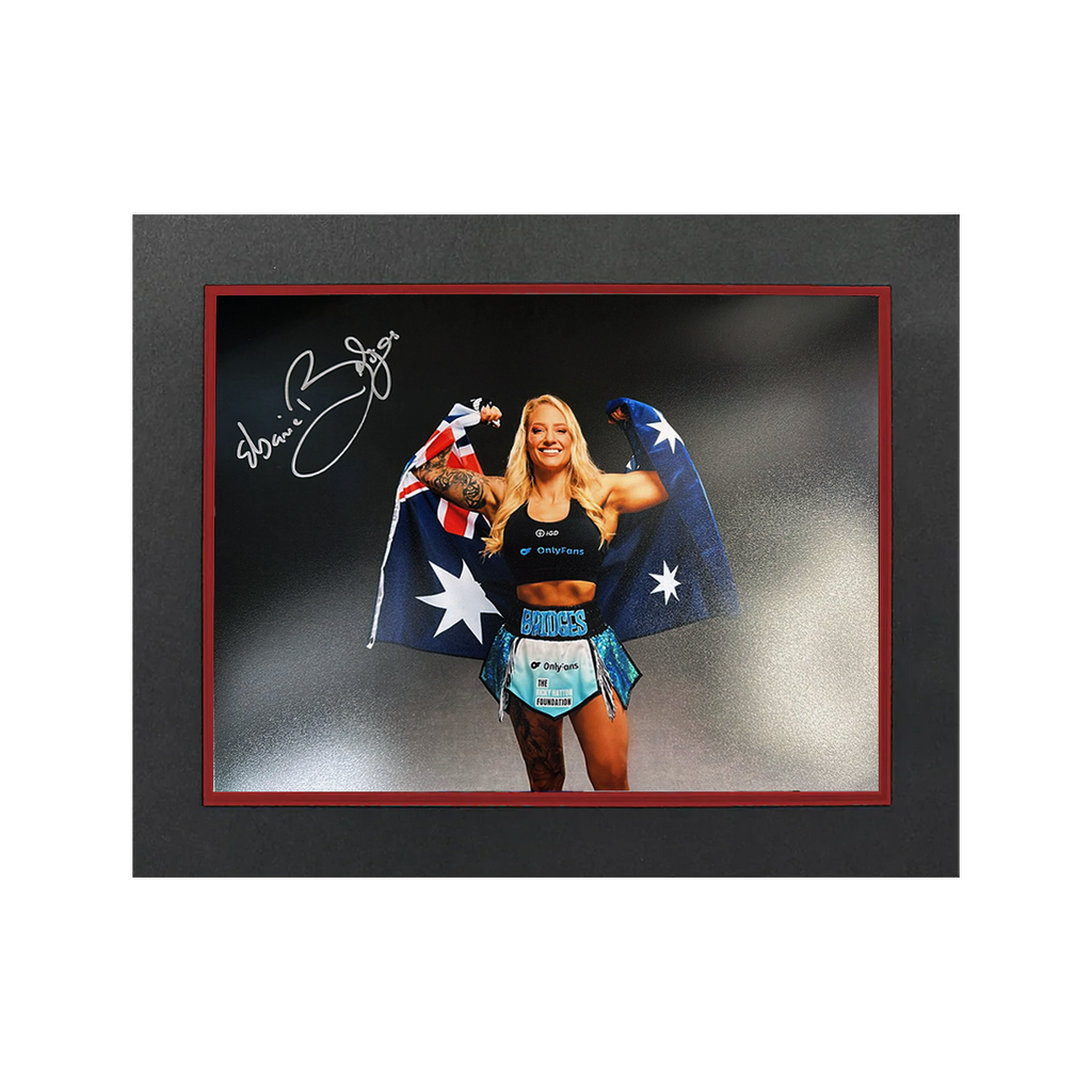 Ebanie Bridges Signed 16x12 Image Deluxe Mount