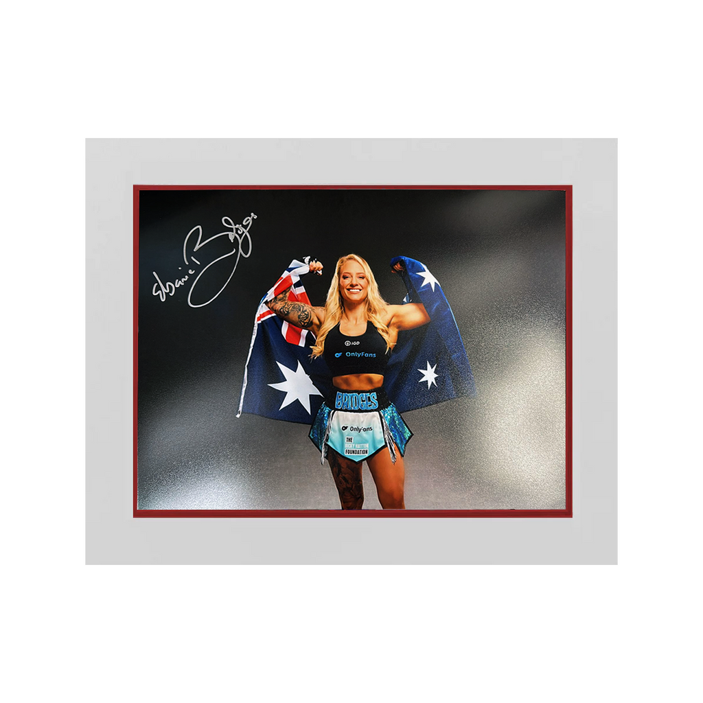 Ebanie Bridges Signed 16x12 Image Deluxe Mount