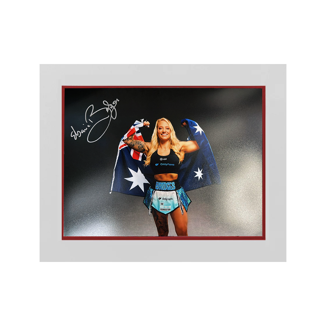 Ebanie Bridges Signed 16x12 Image Deluxe Mount