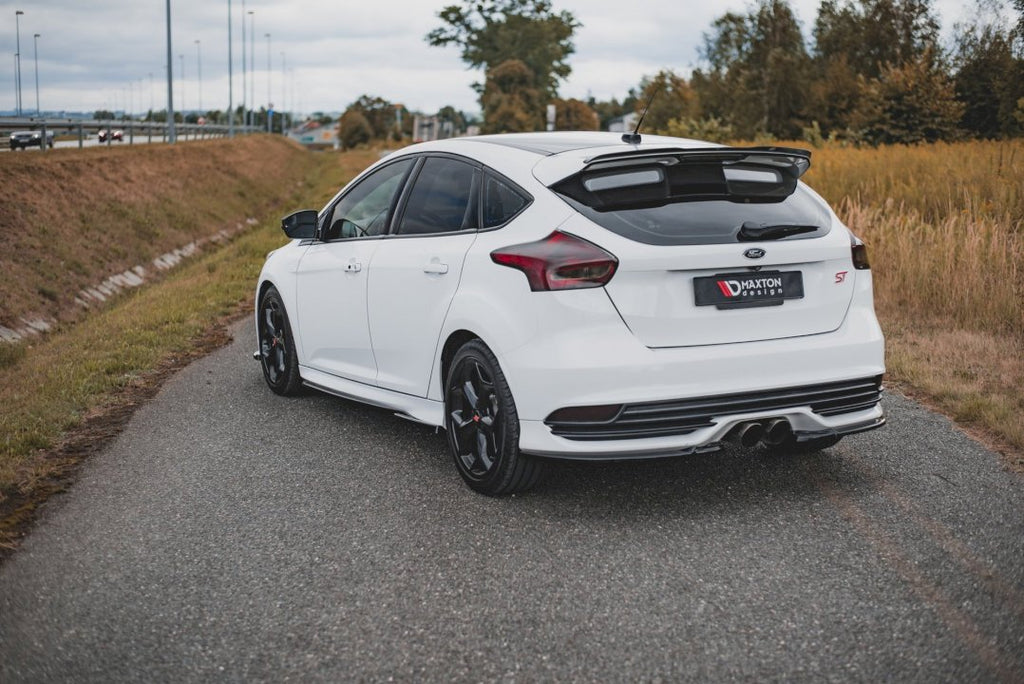 Maxton Design - REAR SIDE SPLITTERS V2 FORD FOCUS ST MK3 FACELIFT (2015-2018)